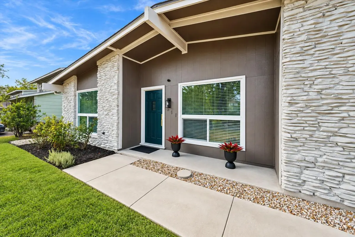 511 Arbor Ln, Austin, TX 78745 - #1