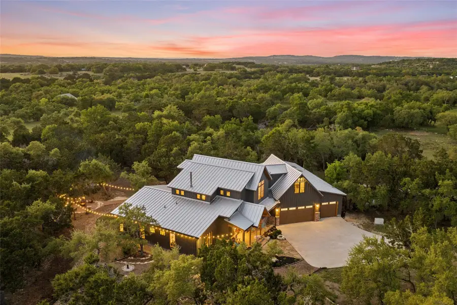 215 Whispering Oaks Ln, Dripping Springs, TX 78620 - #2