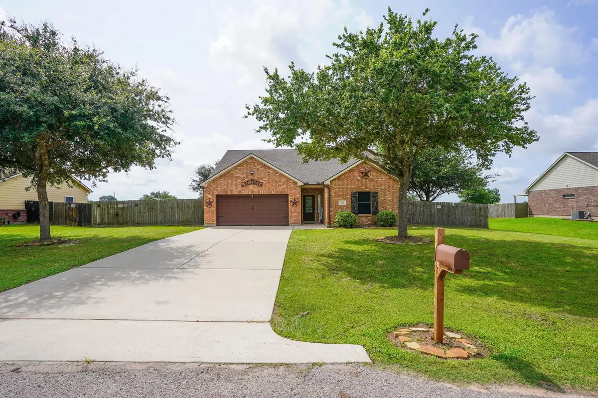 5942 Wild Flower Rd, Sealy, TX 77474 - #1