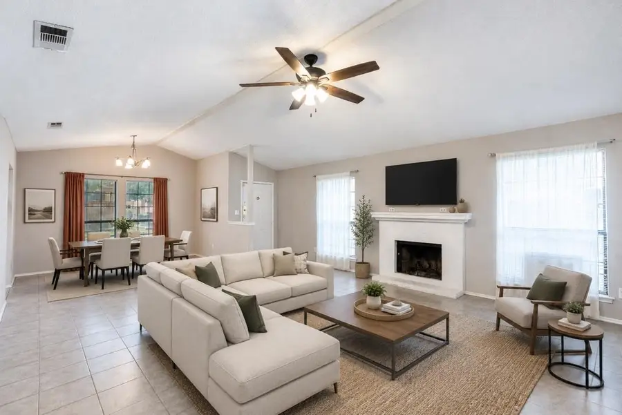 1202 Thorpe Ln #315, San Marcos, TX 78666 - #2