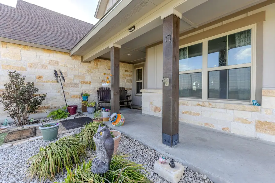 4846 County Road 327 Rd, Granger, TX 76530 - #3