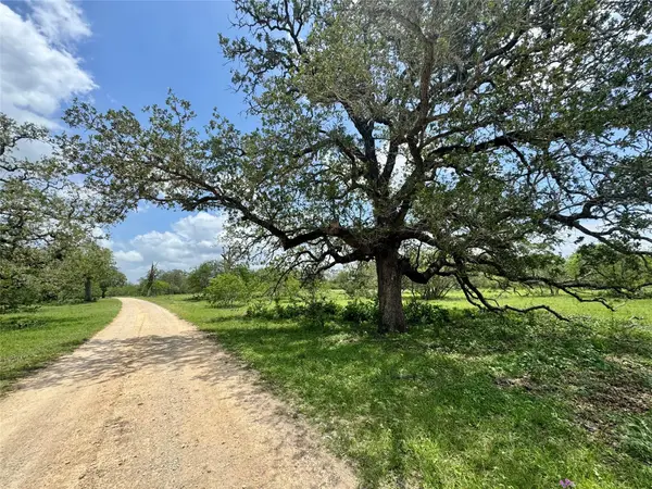 0 Batey Rd, Nixon, TX 78140