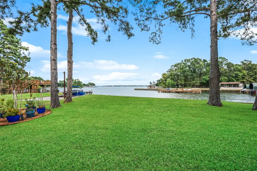 201 Lake Walden Cv, Montgomery, TX 77356 - #2