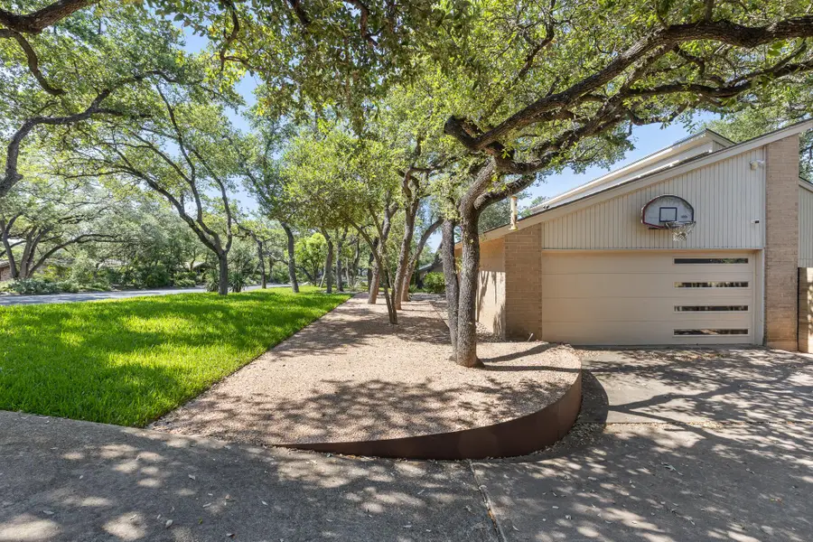 6106 Mountainclimb Dr, Austin, TX 78731 - #2