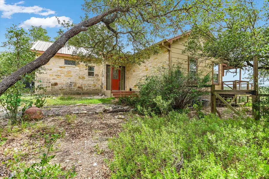 700 Cliffside Rd, Wimberley, TX 78676 - #2