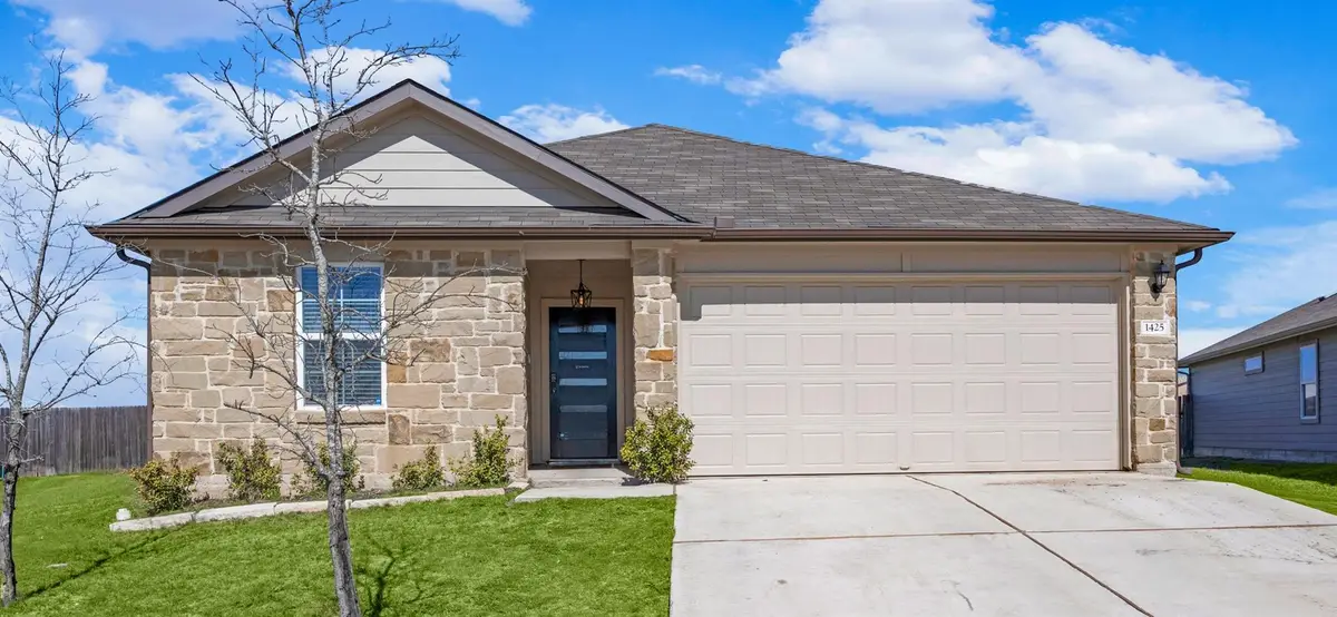 1425 London Way, Lockhart, TX 78644 - #1