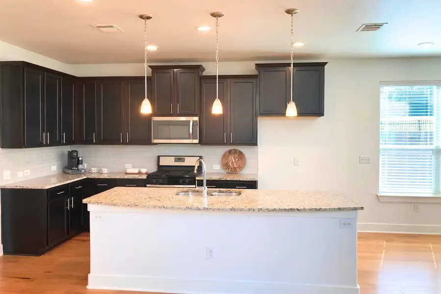 2308 Montague St, Austin, TX 78741 - #2