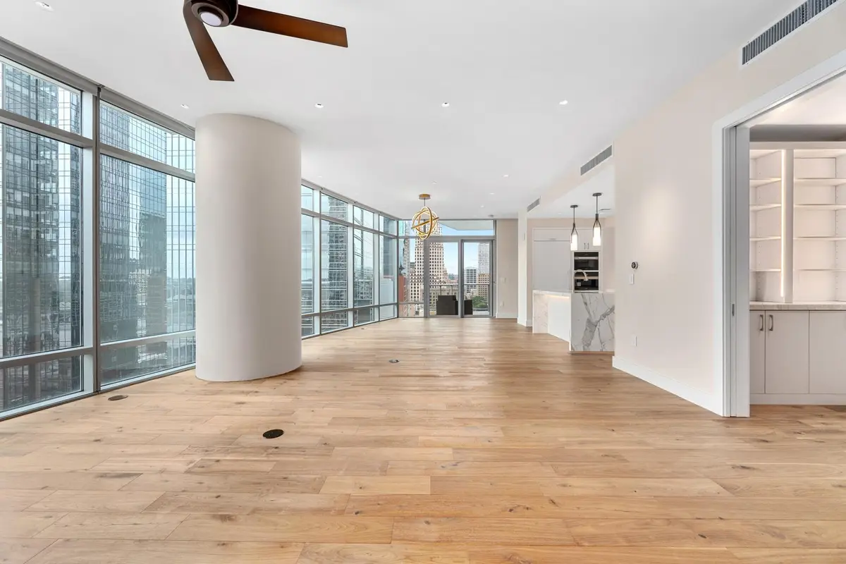 200 Congress Ave #15E, Austin, TX 78701 - #1