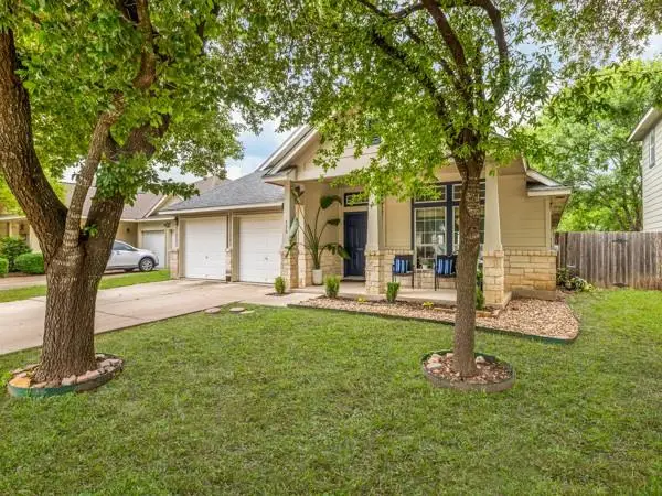 536 W Metcalfe St, Hutto, TX 78634 - #1