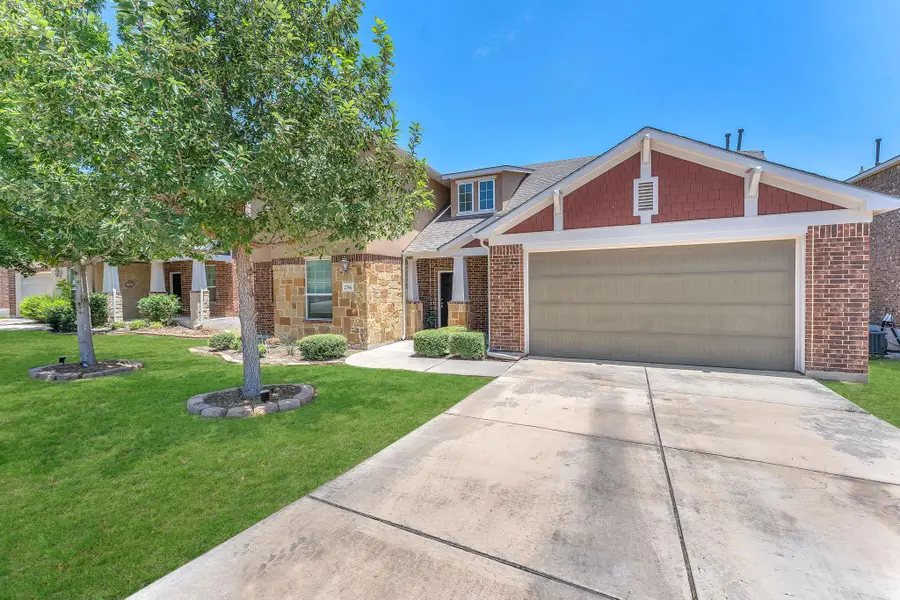 2746 Sueno Pt, San Antonio, TX 78245 - Image #2