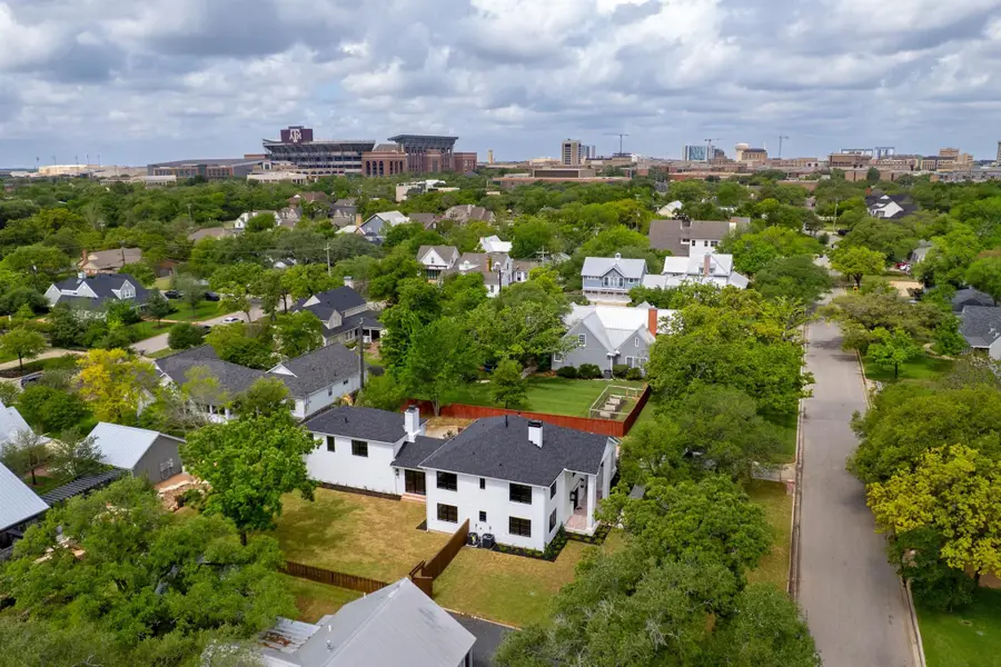 308 Pershing Ave, College Station, TX 77840 - #2