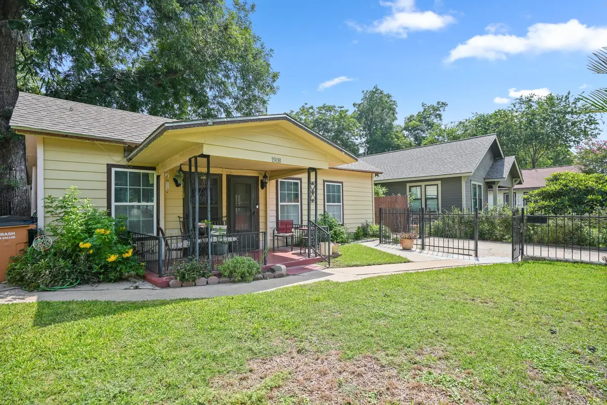 1908 Holly St, Austin, TX 78702 - #1