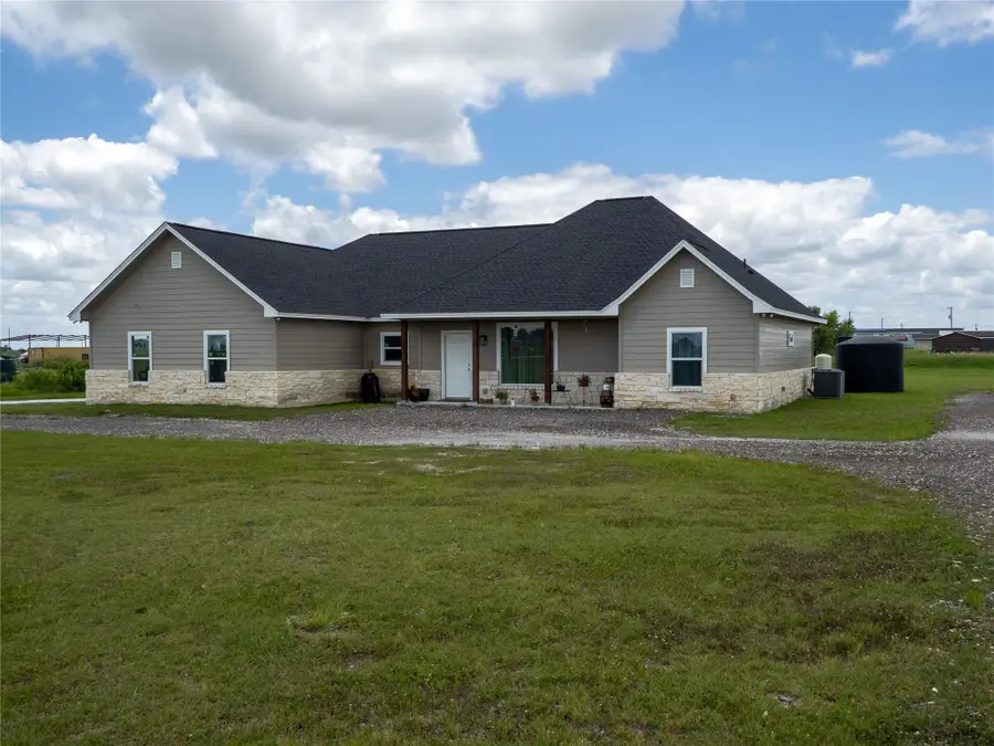 140 Daniel Dr, Bertram, TX 78605 - #3