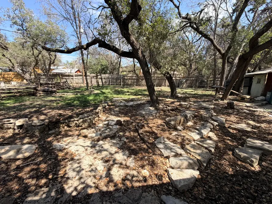 207 Hub Dr, Wimberley, TX 78676 - #2