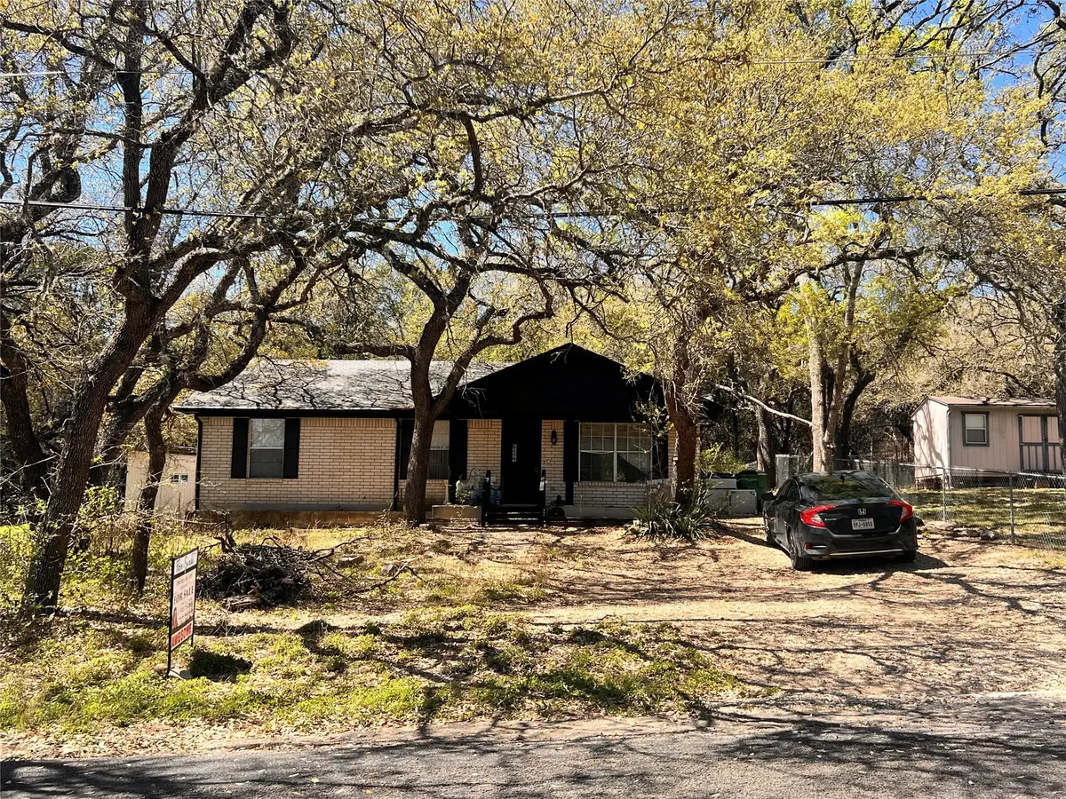 10806 West Lakeview Dr, Jonestown, TX 78645 - #1