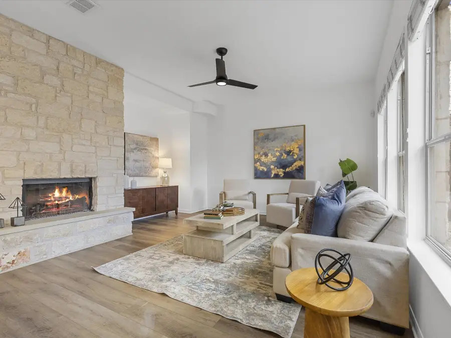 5948 Salcon Cliff Dr, Austin, TX 78749 - Image #3