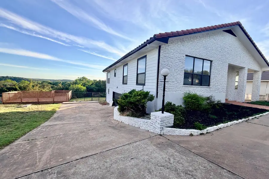 20201 Byrd Ave, Lago Vista, TX 78645 - #2