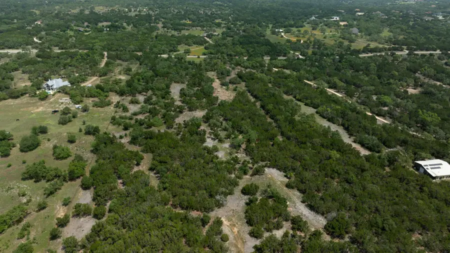 1400 Panther Creek Rd, Driftwood, TX 78619 - #2