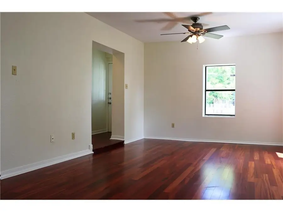 1166 Ridgeway Dr, Austin, TX 78702 - #3