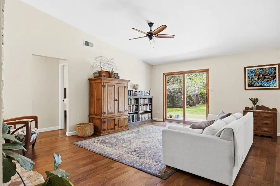 617 Blackberry Dr, Austin, TX 78745 - #2