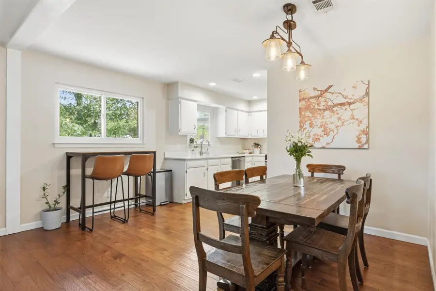 617 Blackberry Dr, Austin, TX 78745 - #3