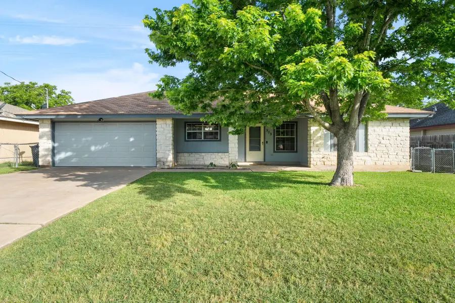 909 Garden View Dr, Georgetown, TX 78628 - #3