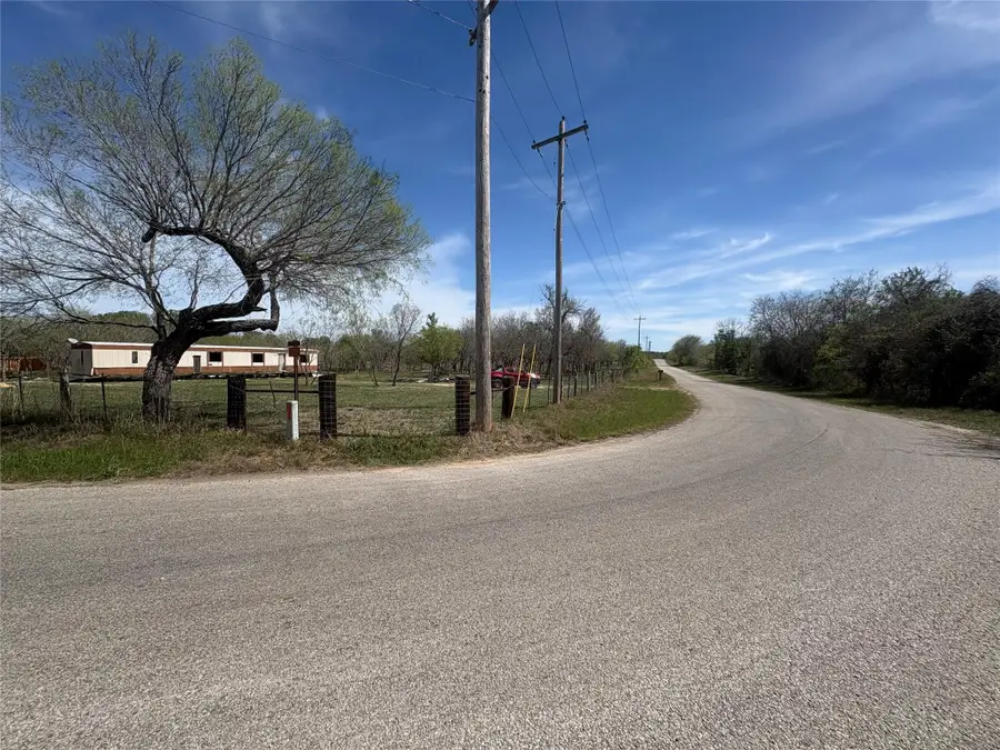 1285 Burdette Wells Rd, Lockhart, TX 78644 - #2
