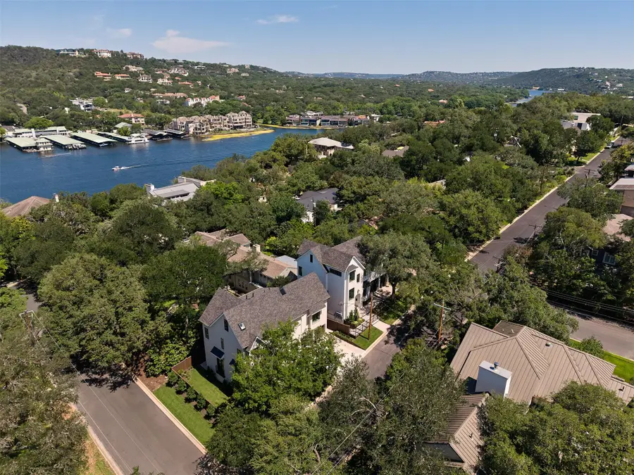 1900 Matthews Dr, Austin, TX 78703 - #3