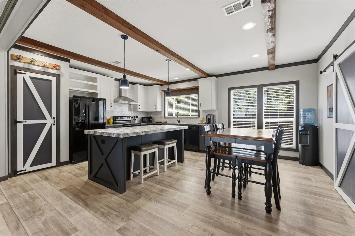 313 S Ave F Ave, Johnson City, TX 78636 - #1