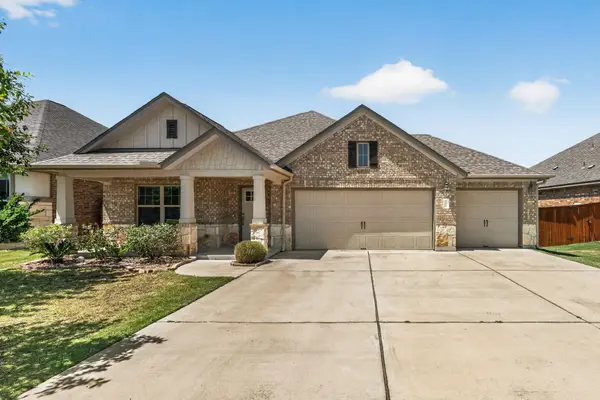 12712 Twisted Root Dr, Manchaca, TX 78652