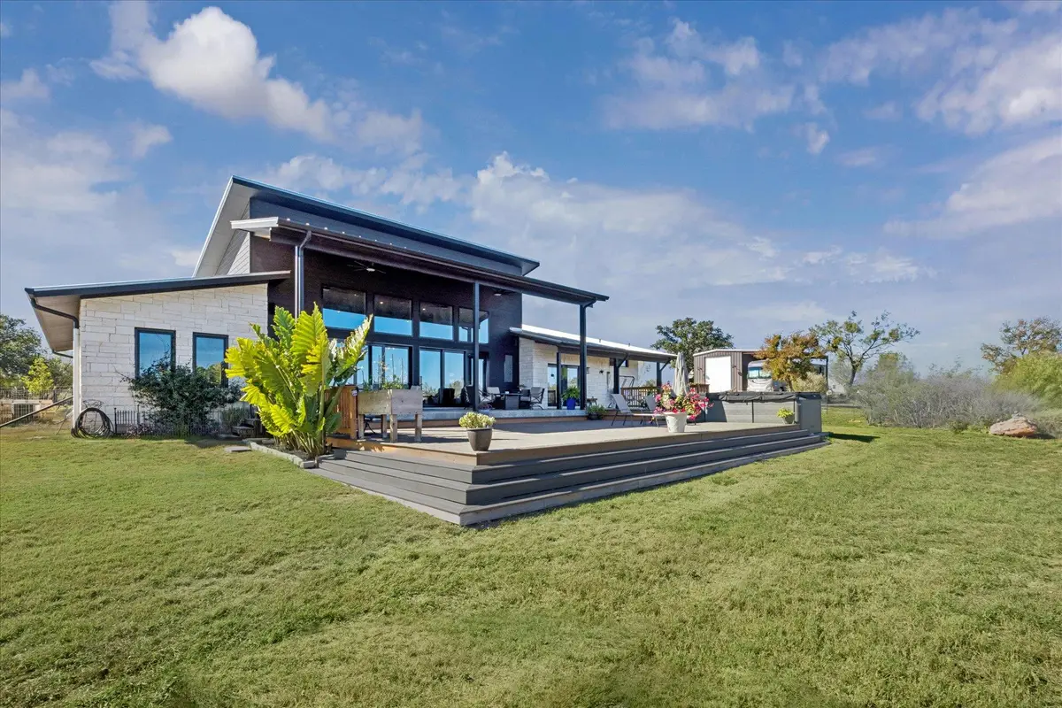 108 Schoolhouse Ln, Spicewood, TX 78669 - Image #1