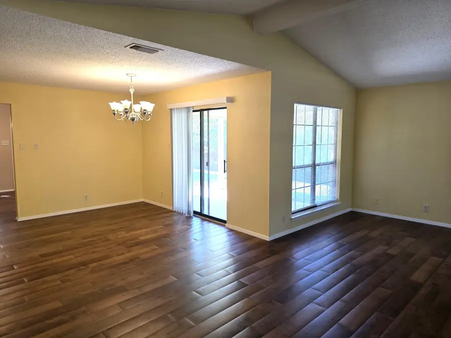 2505 Canyon Creek Dr, Temple, TX 76502 - Image #3