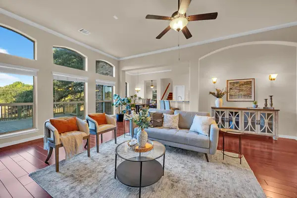 3526 Aquamarine Dr, Round Rock, TX 78681