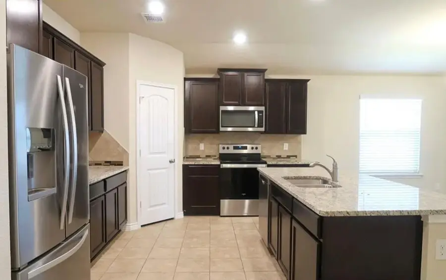 5897 Galveston Rd, Belton, TX 76513 - #3