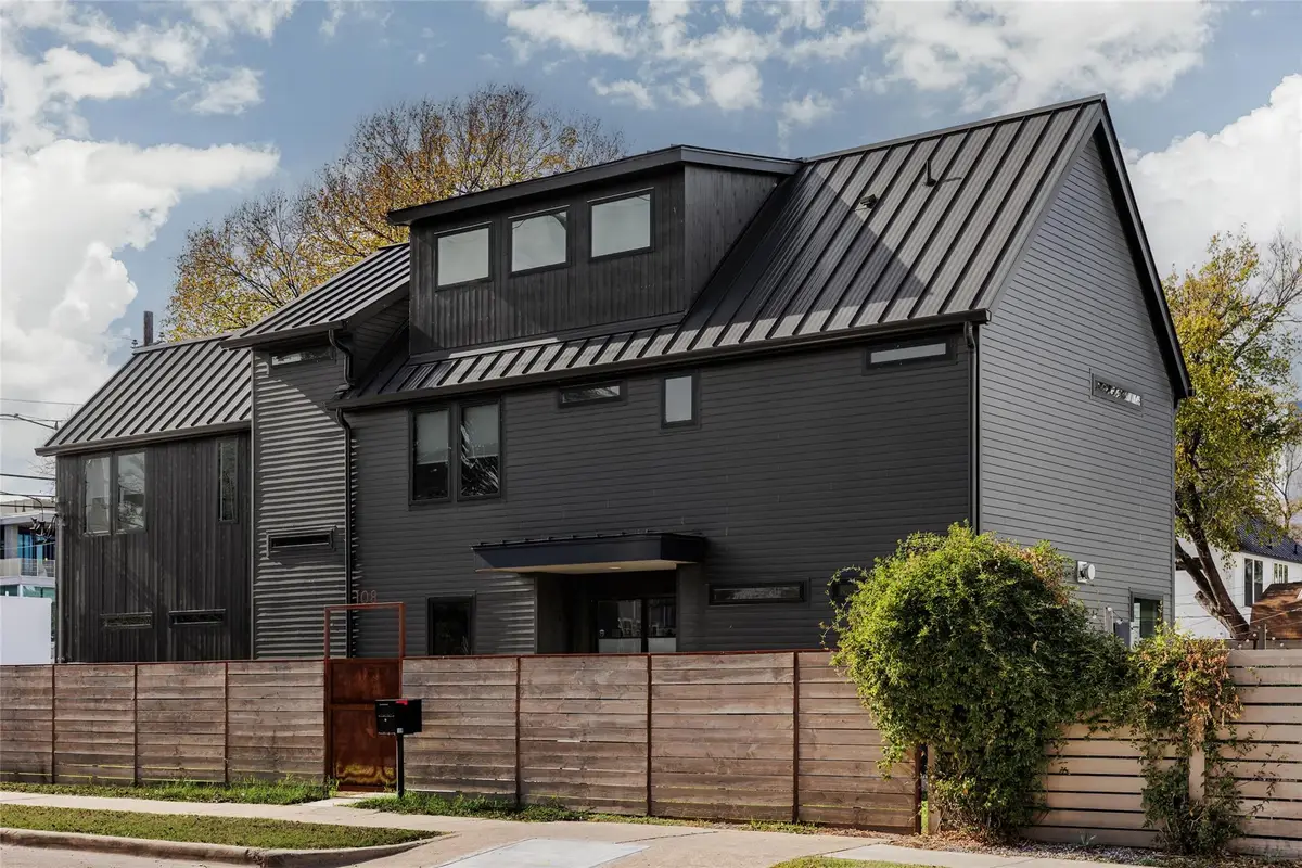 108 Comal St, Austin, TX 78702 - #1