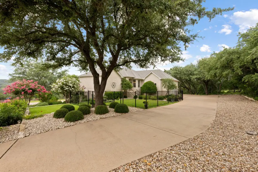 730 Golf Crest Ln, Lakeway, TX 78734 - #2