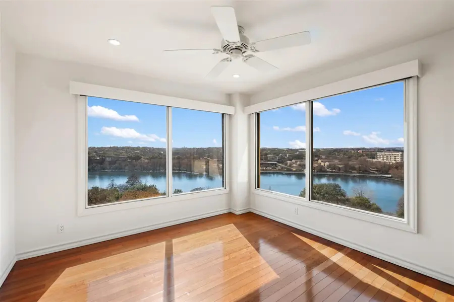 40 N I H 35 #10A3, Austin, TX 78701 - #2