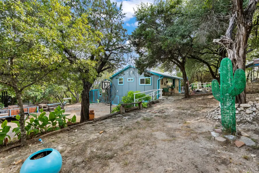 18307 E Lakeview Dr, Jonestown, TX 78645 - #2