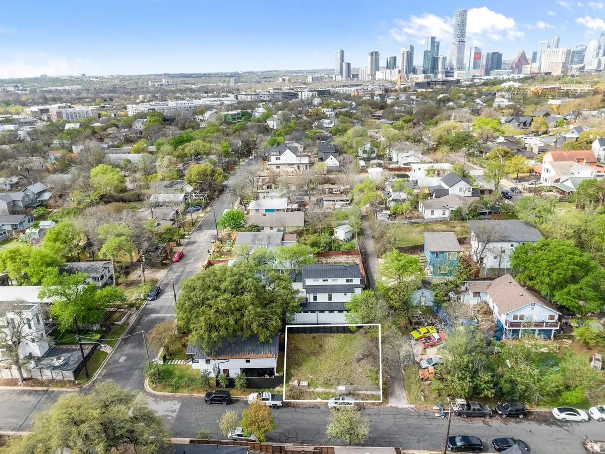 1004 Harvard St #1004, Austin, TX 78702 - #1