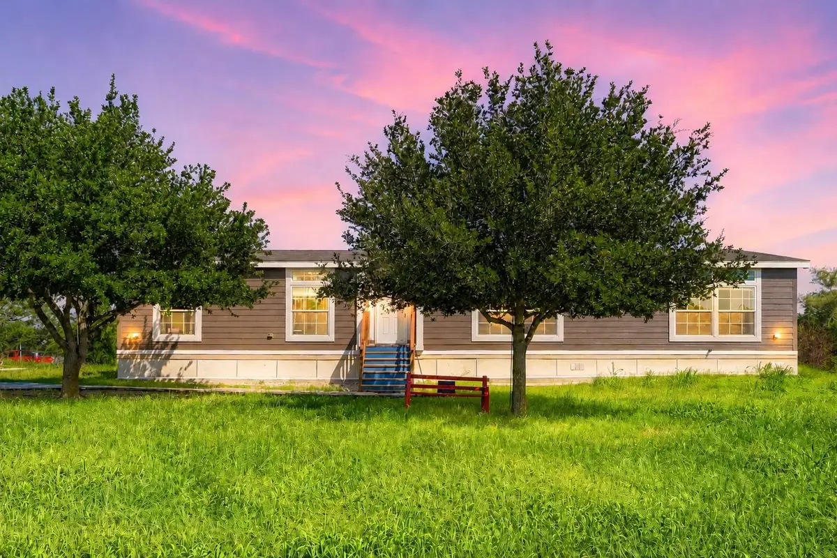 401 Graef A Rd, Kyle, TX 78640 - #1