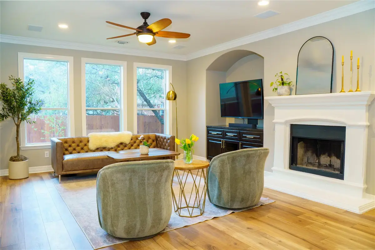 12424 Central Park Dr, Austin, TX 78732 - #1