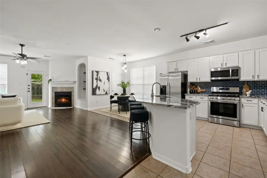 1712 Lynnville Trl, Austin, TX 78727 - #3