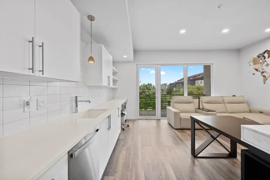 4004 Banister Ln #209, Austin, TX 78704 - #3
