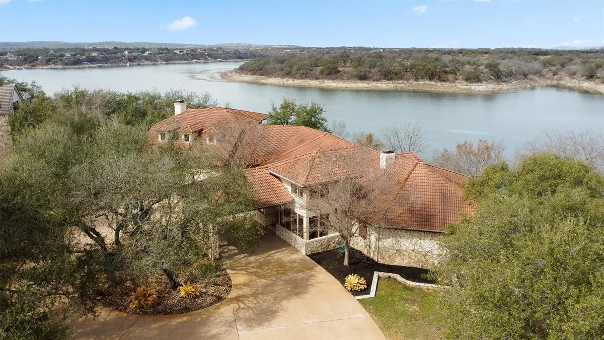 1600 Las Entradas Dr, Spicewood, TX 78669 - #1