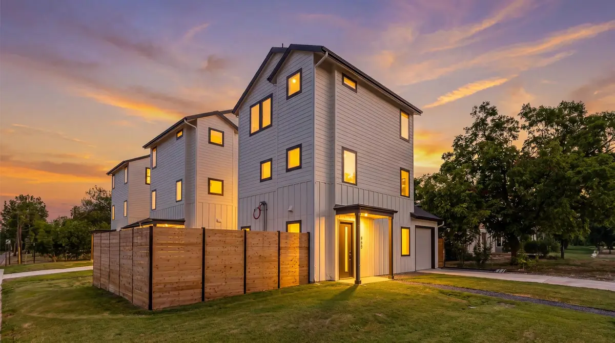 943 E 52nd St, Austin, TX 78751 - #1