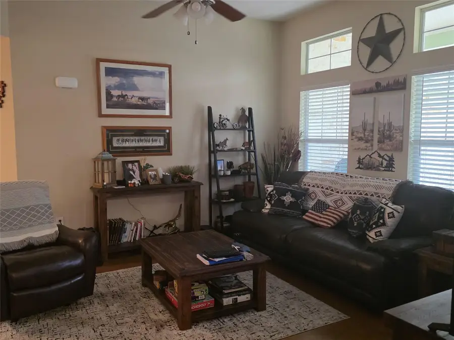 5 Las Flores Dr, Wimberley, TX 78676 - Image #2