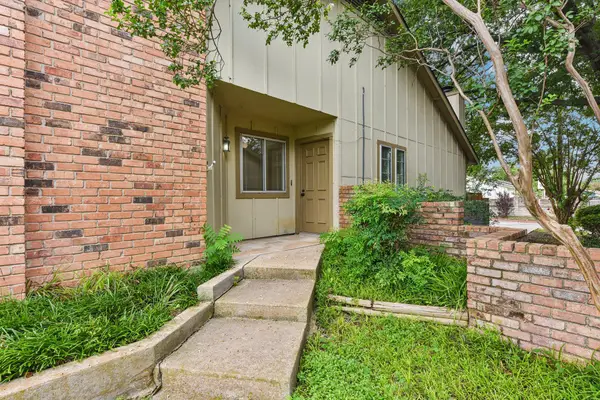 1413 W Braker Ln, Austin, TX 78758