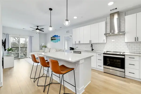 3101 Govalle Ave #301, Austin, TX 78702