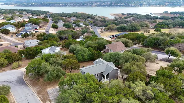 18523 Staghorn Dr, Point Venture, TX 78645