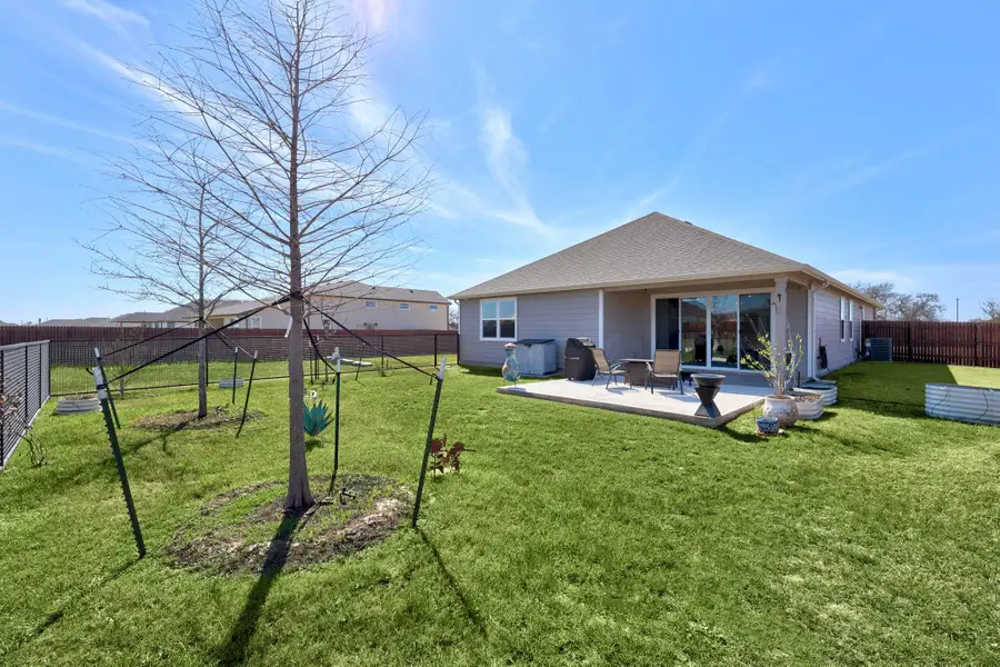 191 Silverton Ln, Cedar Creek, TX 78612 - #2